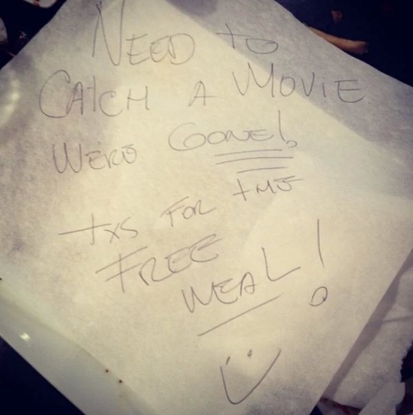Don't Let These People Be In Restaurants (23 pics)