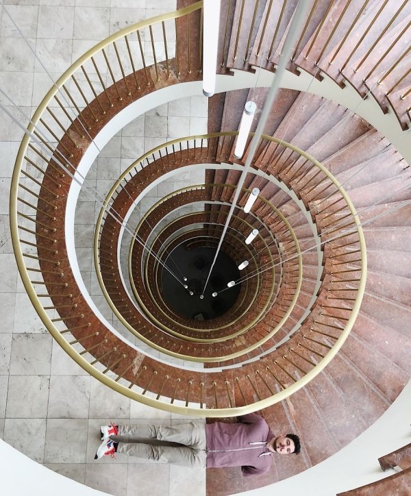 Amazing Optical Illusions By Tiago Silva (30 pics)