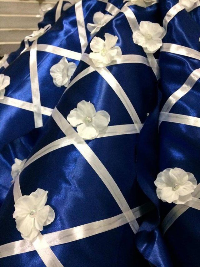 Brother Made A Prom Dress For His Sister (17 pics)