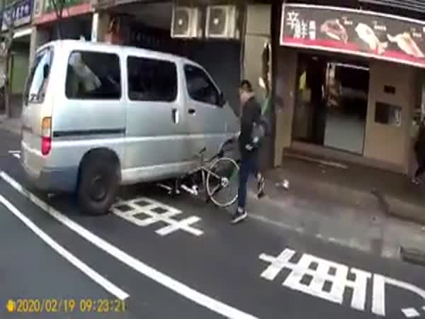 Very Lucky Cyclist