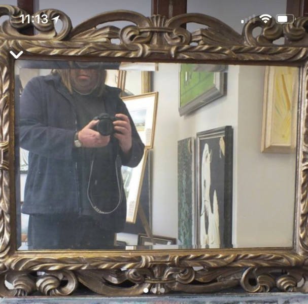 People Try To Sell Mirrors (22 pics)