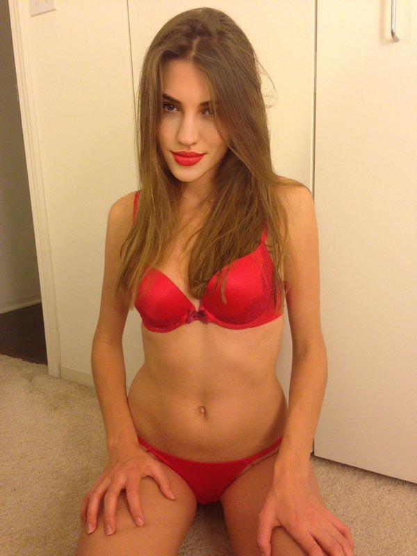 Beautiful Girls (50 pics)
