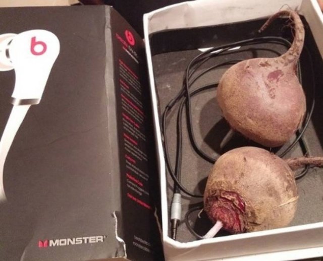 Weird Gifts (20 pics)