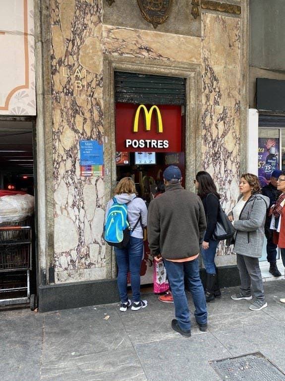 Amazing McDonald's Buildings (19 pics) Amazing McDonald's Buildings (19 pics)