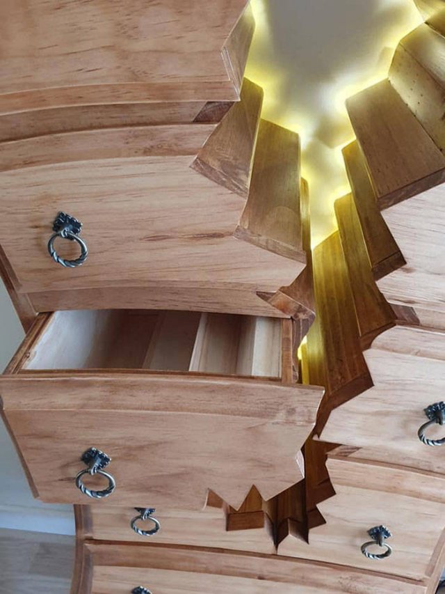 Retired Woodworker Creates Amazing Furniture (18 pics)