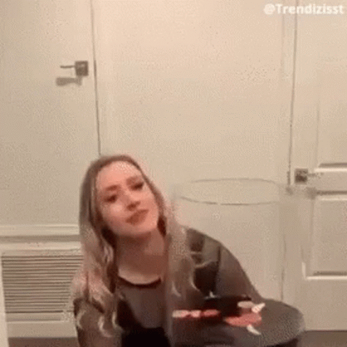 Random GIFs (21 gifs)