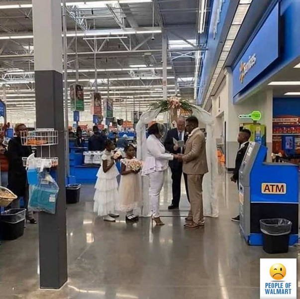 People Of Walmart (35 pics)