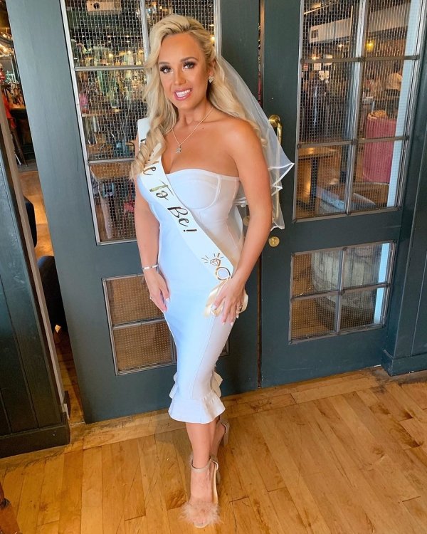Miss Great Britain 2020: Woman Lost Over 100 Pounds (45 kg) (14 pics)