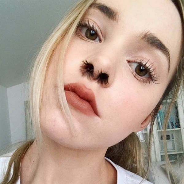Nostril Hair Extension (21 pics)