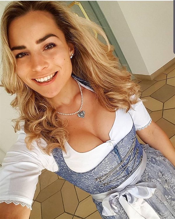 Beautiful Girls (31 pics)