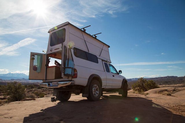 Couple Turned A Car Into Mobile Home For Travelling (15 pics)