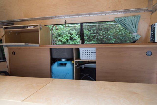 Couple Turned A Car Into Mobile Home For Travelling (15 pics)