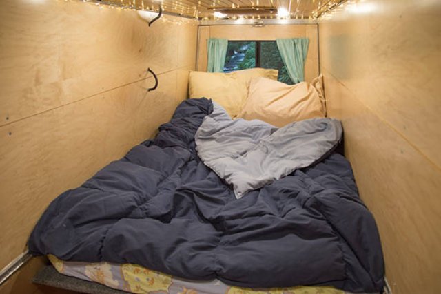 Couple Turned A Car Into Mobile Home For Travelling (15 pics)