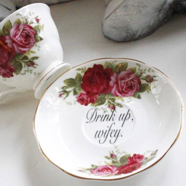 Tea Cups For Perfect Insults (20 pics)