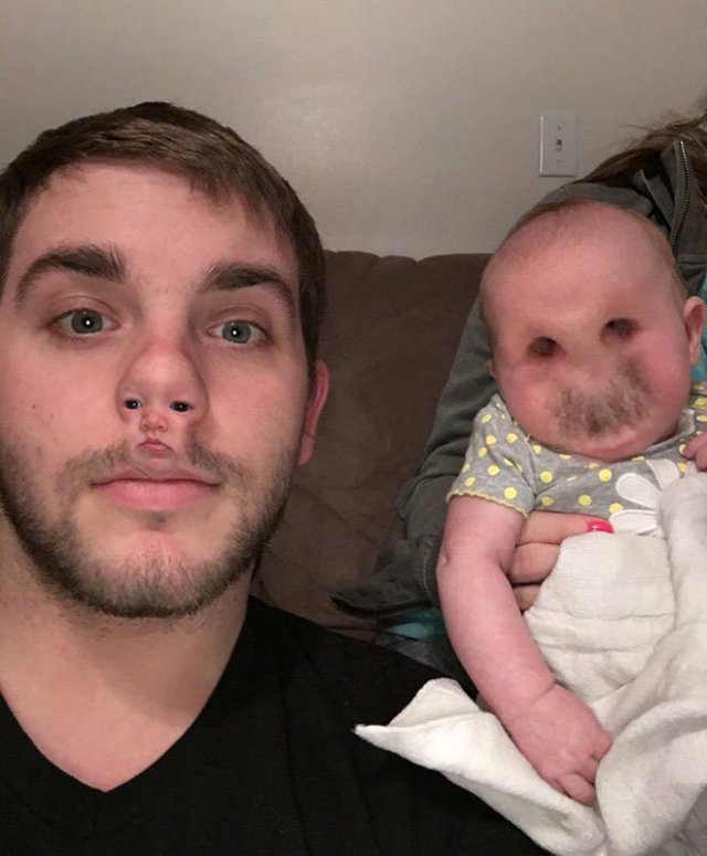 Creepy Baby Faceswaps (21 pics)