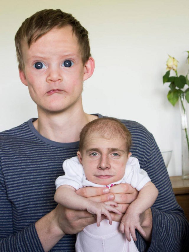 Creepy Baby Faceswaps 21 Pics