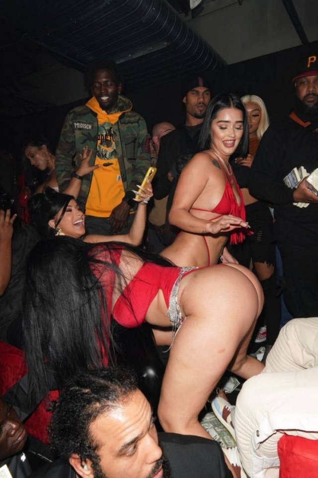 Pics For Grown-Ups (58 pics)