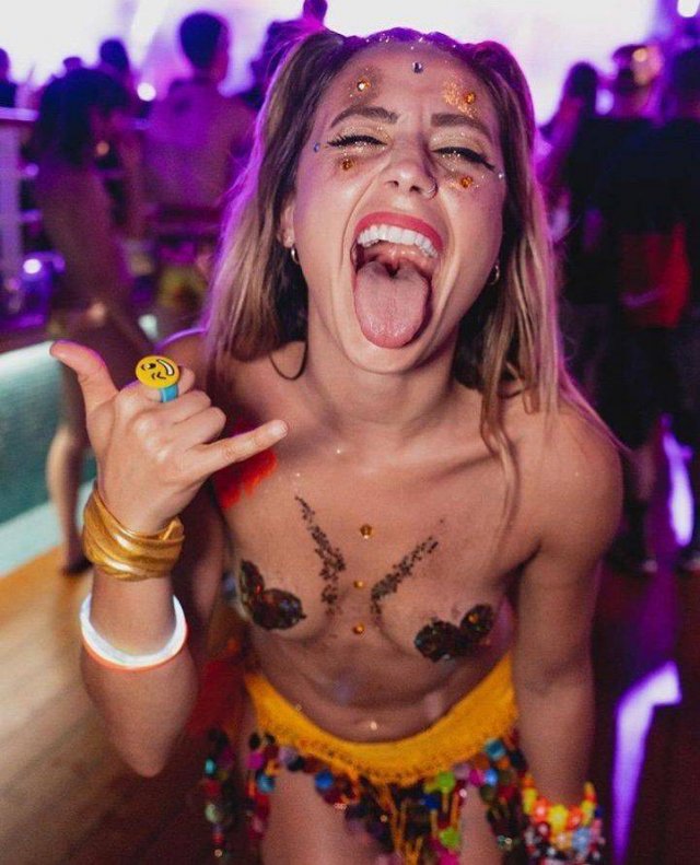 Pics For Grown-Ups (58 pics)