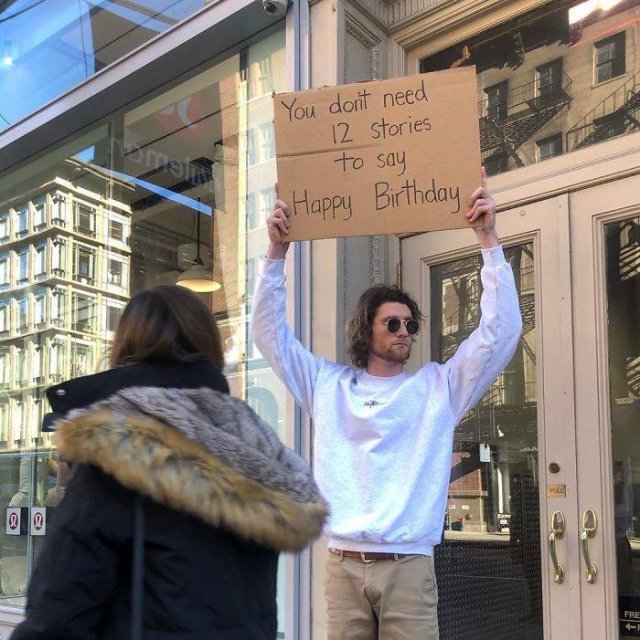 Dude With A Sign (29 pics)