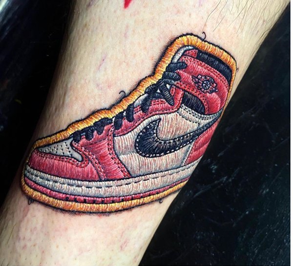 Hand-Stitched Tattoos By Duda Lozano (37 pics)