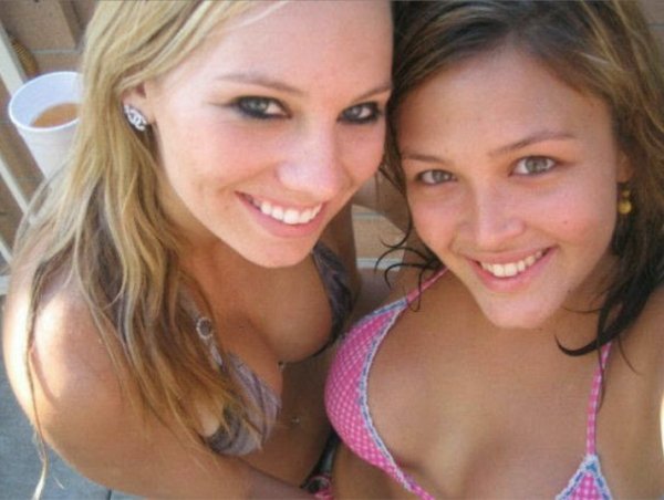 Left Or Right (50 pics)