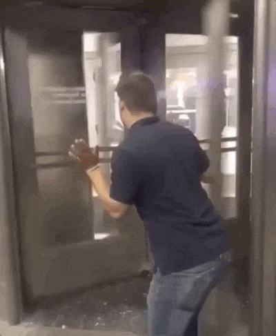 Fails (33 gifs)