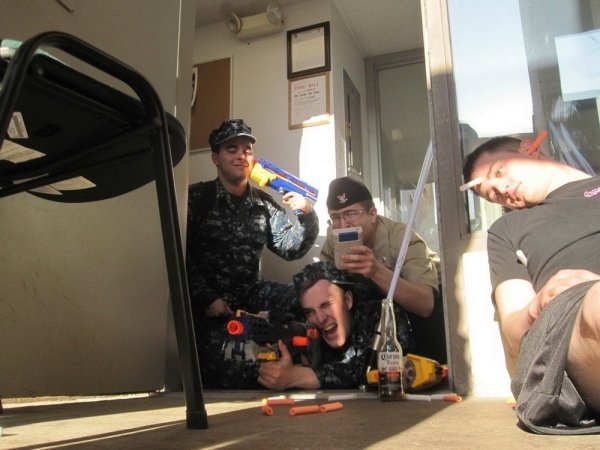 People Doing Interesting Things (30 pics)