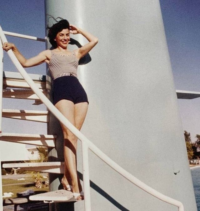 Great Old Family Photos (17 pics) Great Old Family Photos (17 pics)
