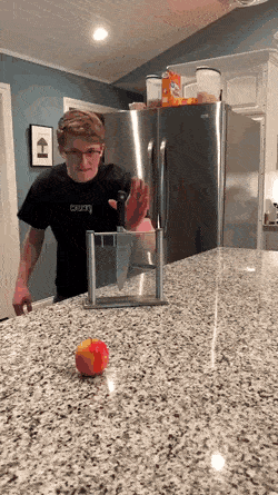 Acid Gifdump, March 17 (25 gifs)