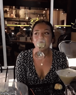 Hot Girls Fail Too (32 gifs)