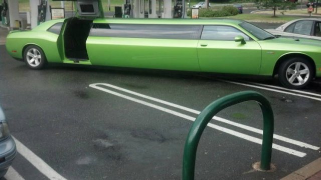 Weird Cars (32 pics)