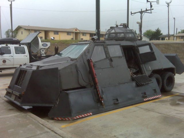 Weird Cars (32 pics)