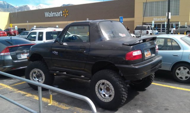 Weird Cars (32 pics)