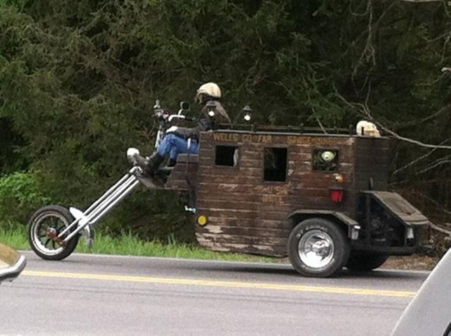 Weird Cars (32 pics)