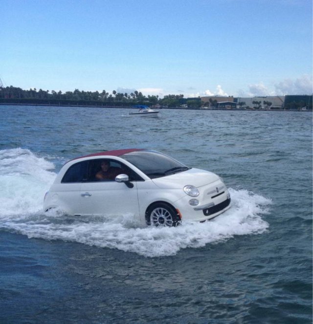 Weird Cars (32 pics)