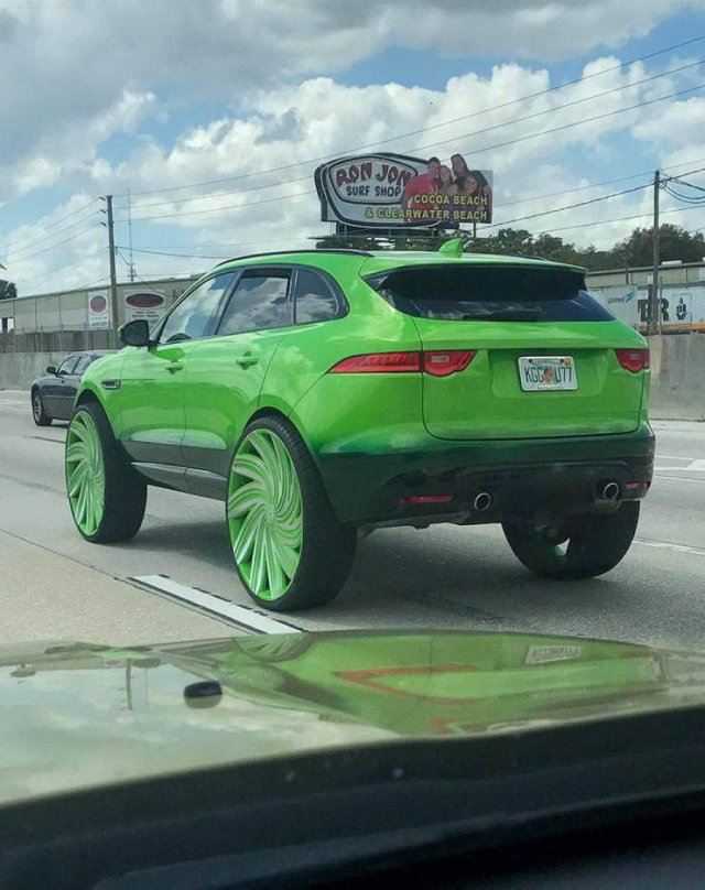 Weird Cars (32 pics)