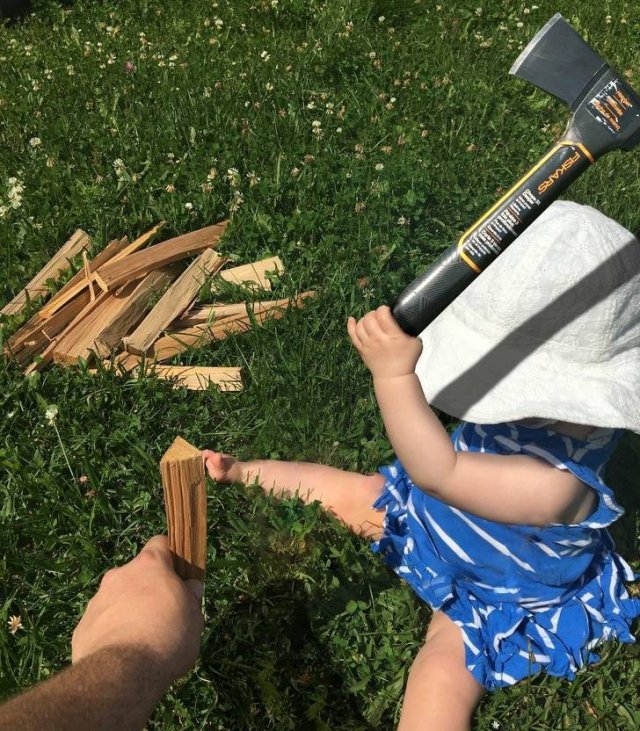 Dads Vs Moms (20 pics)