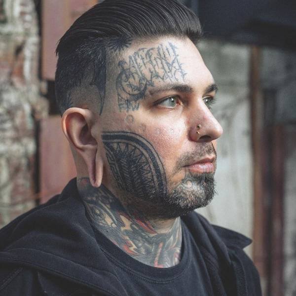 People Who Dramatically Changed Their Appearances (41 pics)