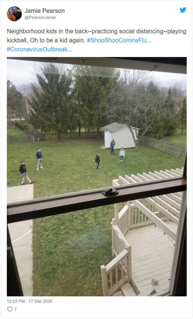 How The Social Distancing Works (12 pics)