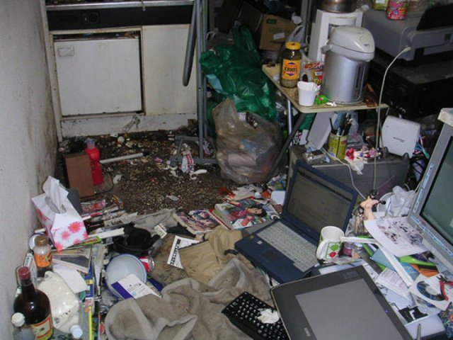 Some People Have To Prepare Their Home Offices For Work (22 pics)