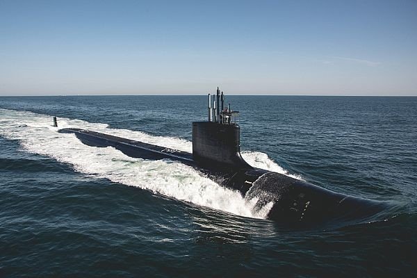 Former Submariner Shares Sanity Tips During Isolation (12 pics)