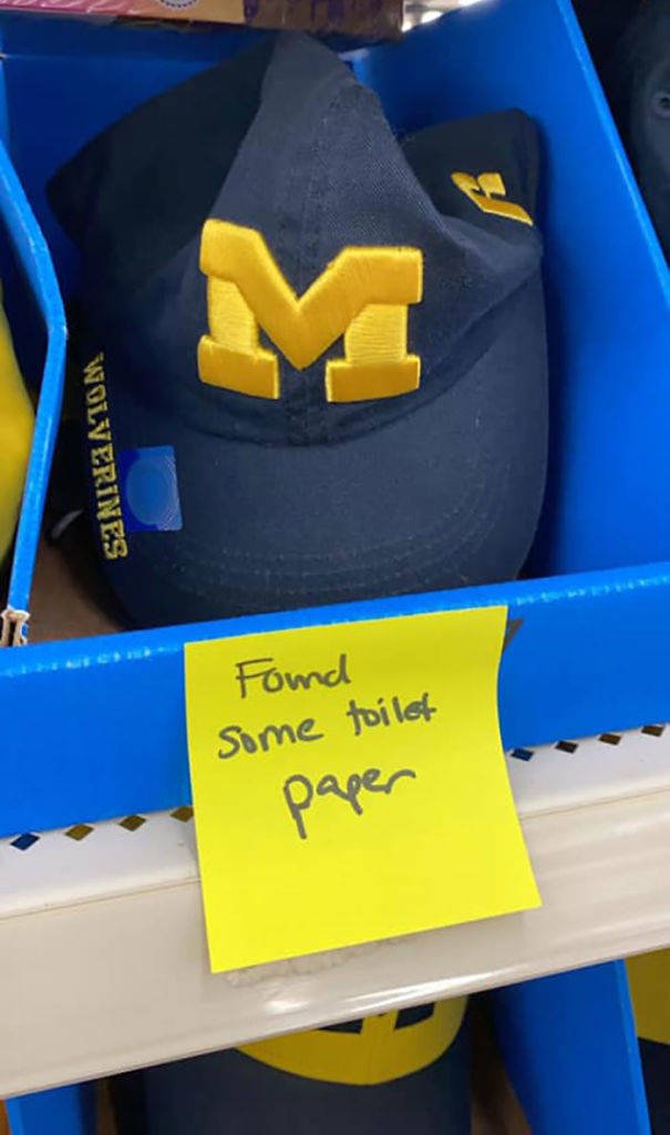 Funny Notes Around Walmart (31 pics)
