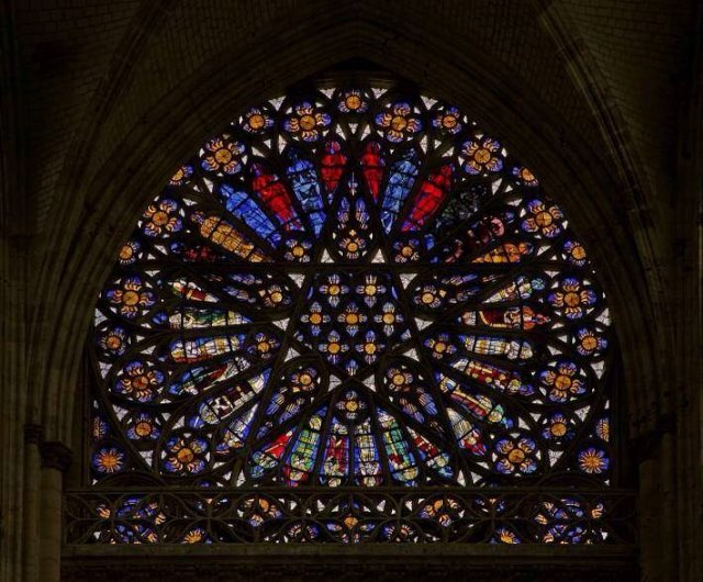 Stained Glass Masterpieces (30 pics)