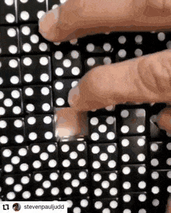 Acid Gifdump, April 3 (25 gifs)