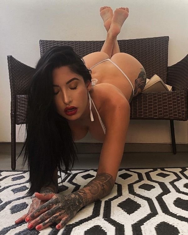 Over Back (38 pics)
