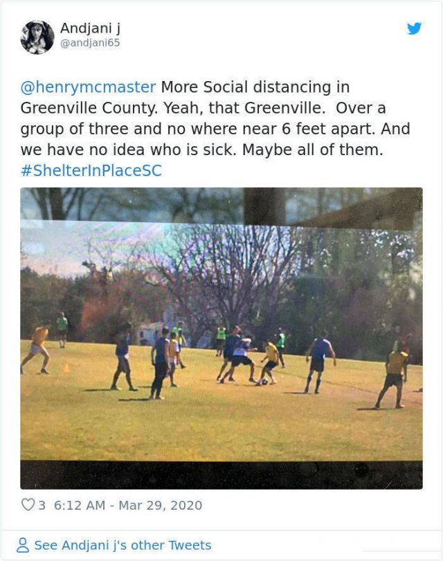 South Carolina Hasn't Heard About Social Distancing (31 pics)