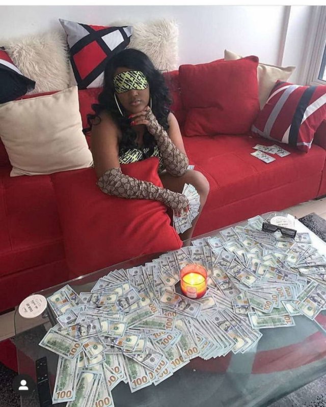 How Rich Instagram Kids Spend Quarantine Days (29 pics)