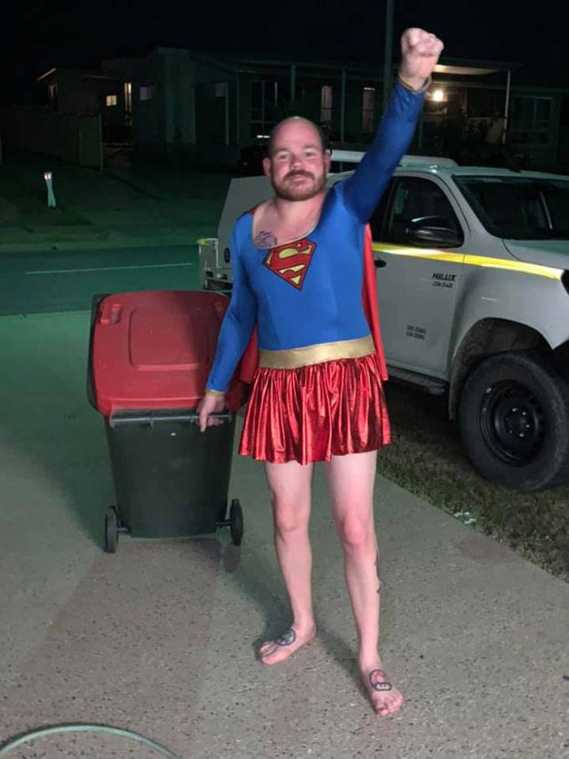 Australians Take Part In Bin Challenge (29 pics)