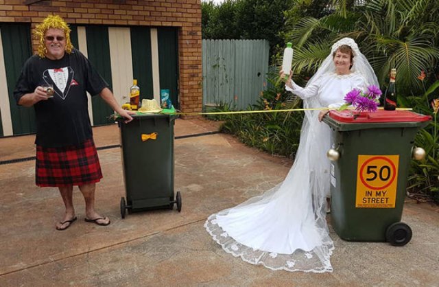 Australians Take Part In Bin Challenge (29 pics)