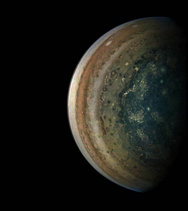 NASA Jupiter Photos By Juno Spacecraft (44 pics)